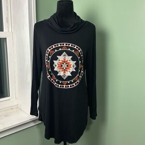 Cleo black top with crystal Aztec design 2X